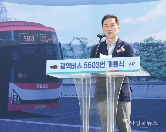 대중교통망 확대를 위해 최선을 다할 계획을 이야기하는 평택시 정장선시장
