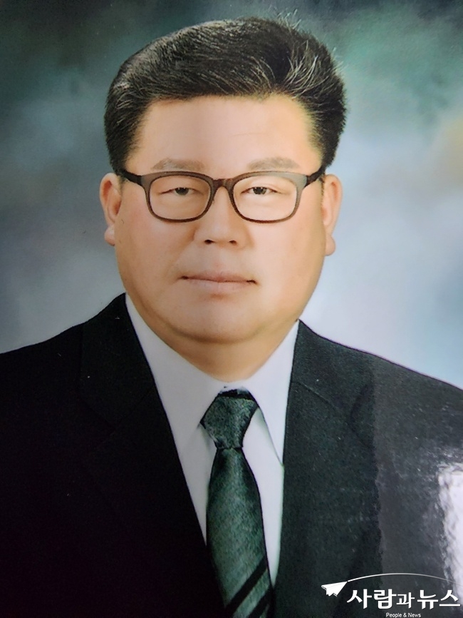  한국소상공인 자영업자협동조합 중앙회 봉 필규 회장