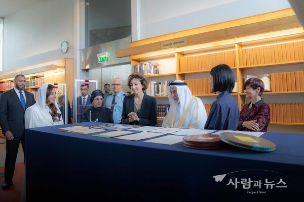 Sharjah Ruler signs M agreement to digitise UNESCO global archive