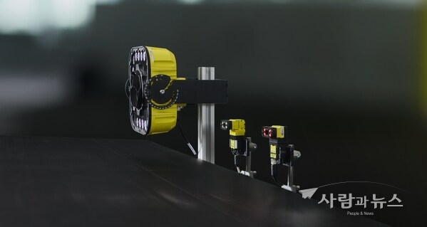 The Cognex SLX logistics devices are ready to take on specific logistics applications.